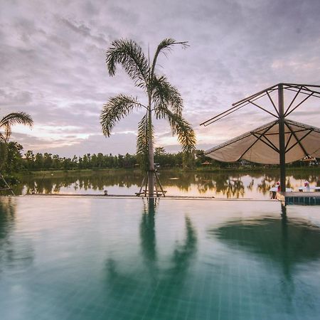Tanita Lagoon Resort Udon Thani Ngoại thất bức ảnh