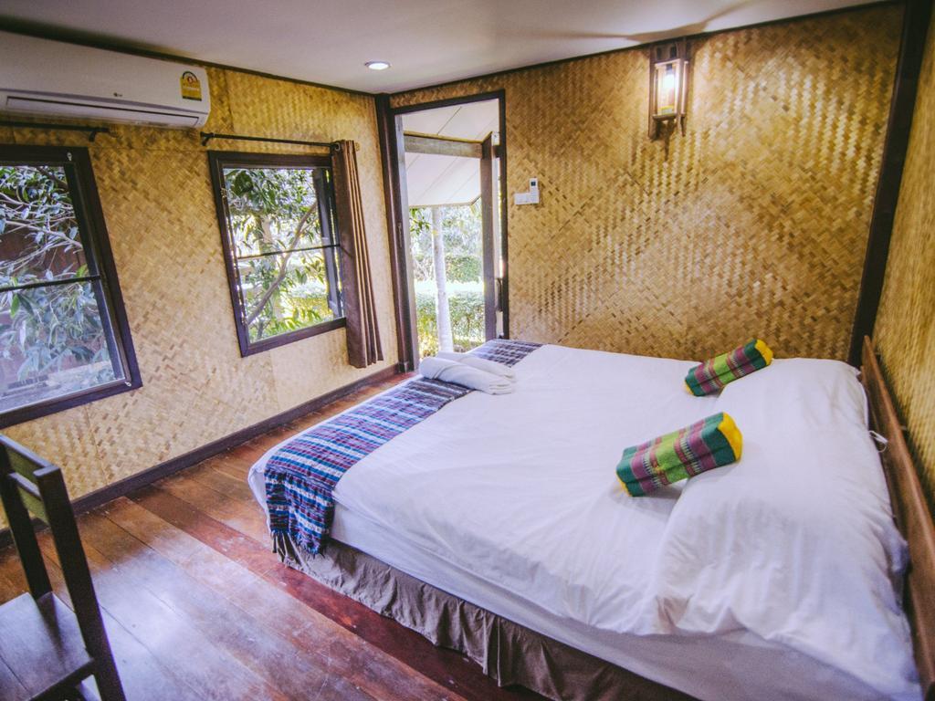 Tanita Lagoon Resort Udon Thani Phòng bức ảnh