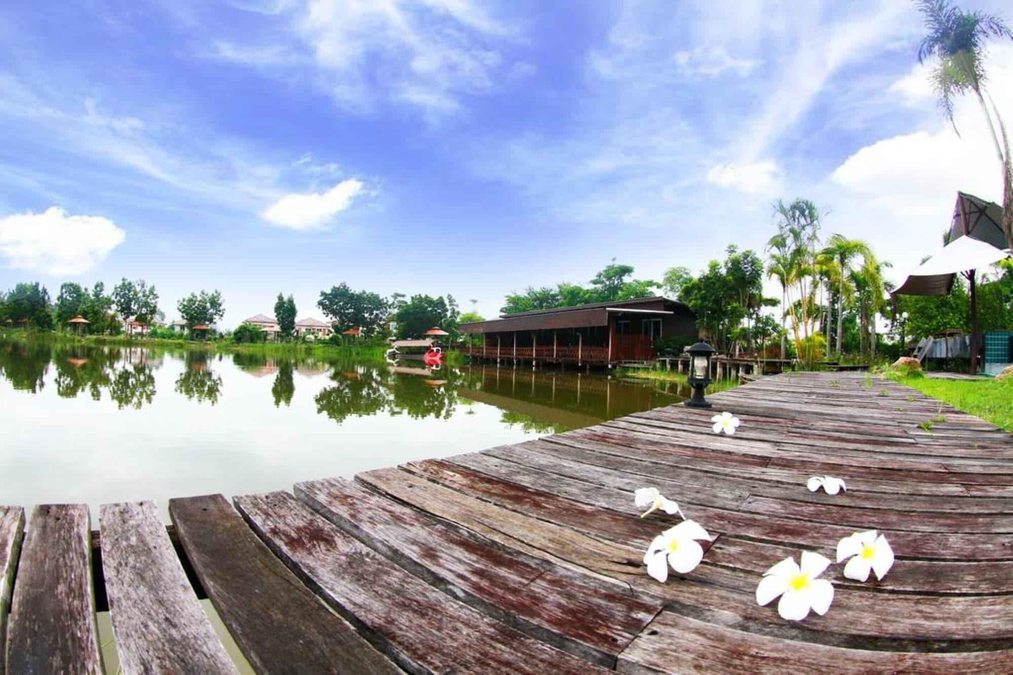 Tanita Lagoon Resort Udon Thani Ngoại thất bức ảnh