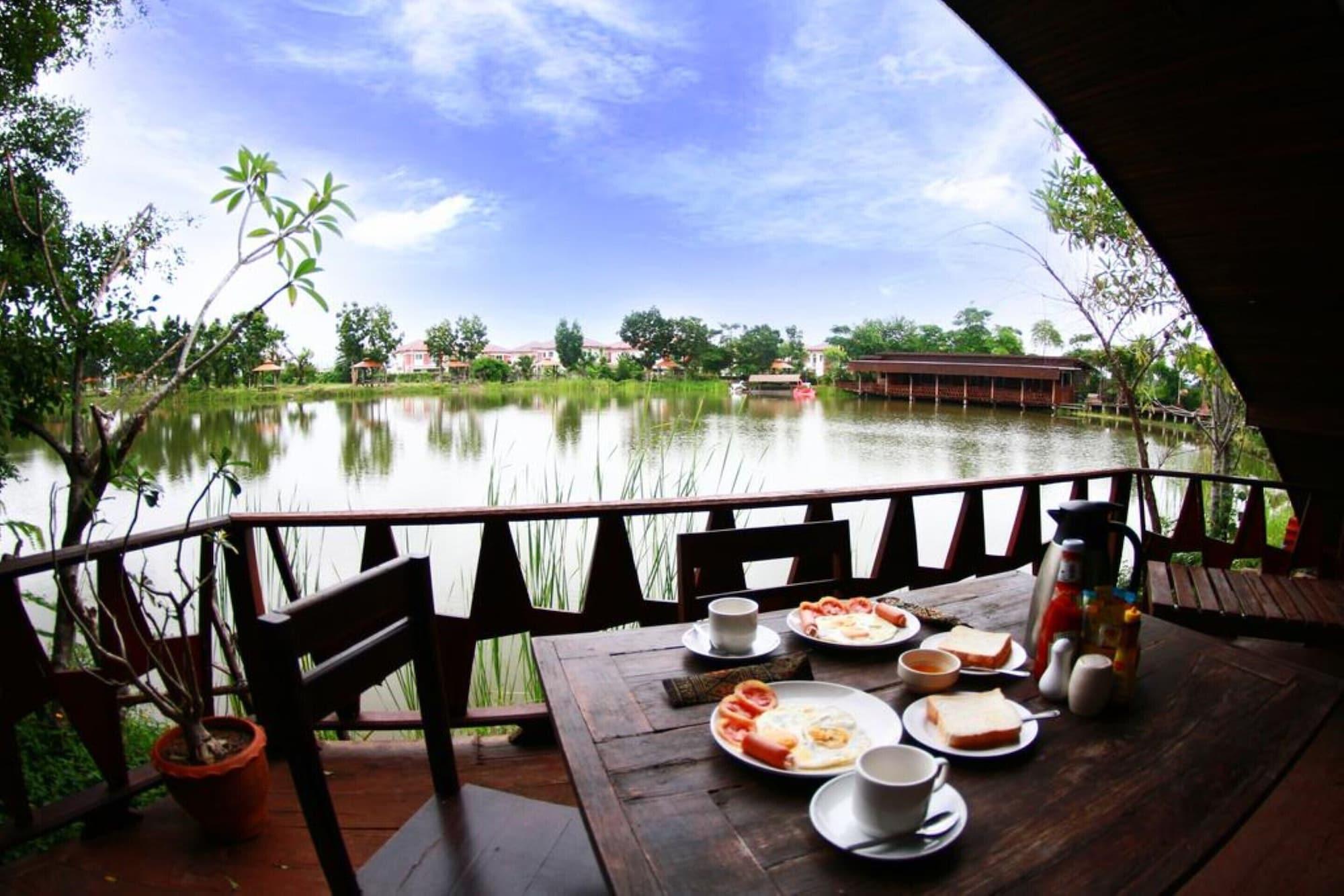 Tanita Lagoon Resort Udon Thani Ngoại thất bức ảnh