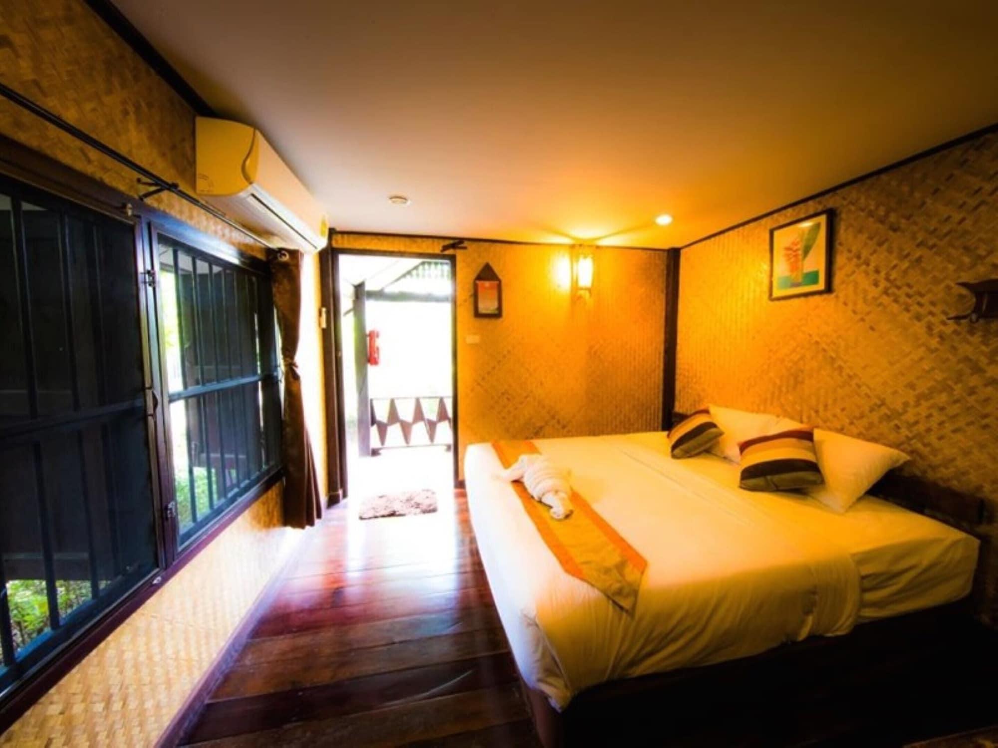 Tanita Lagoon Resort Udon Thani Ngoại thất bức ảnh